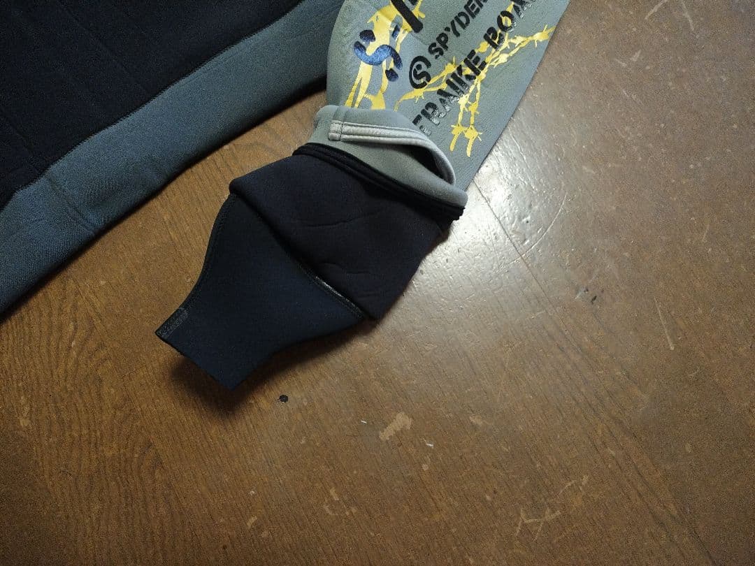 ドライスーツ　MLサイズ　ジェットスキー　ウェークボード　カヤック　〜175cm