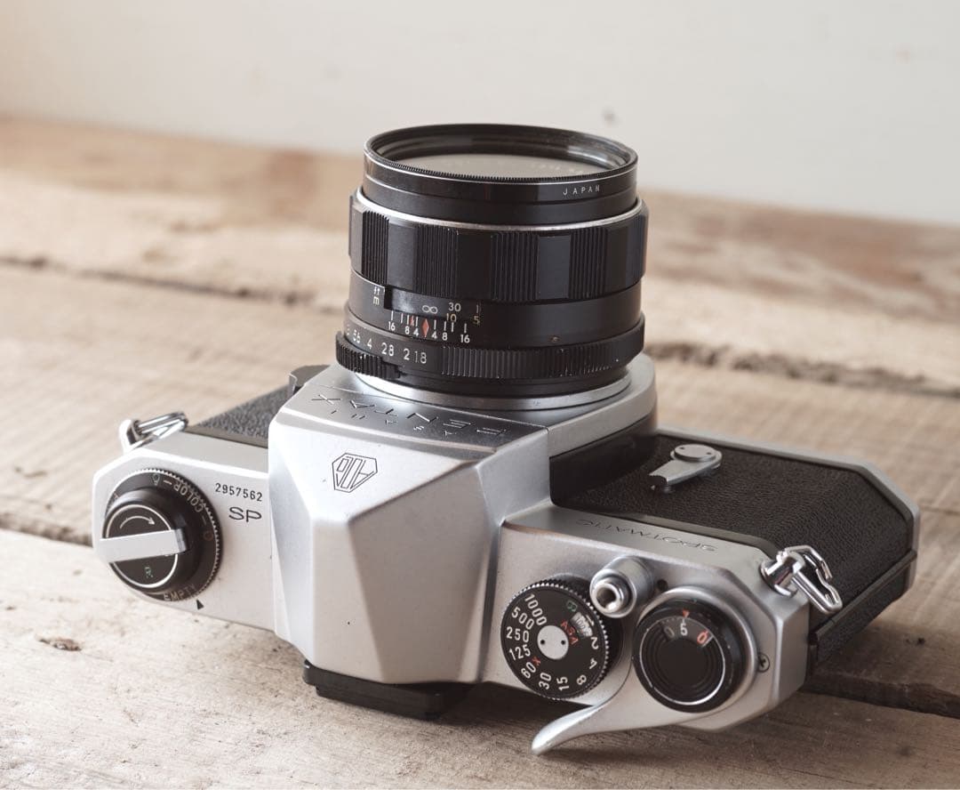 【良品】一眼レフの名機！ペンタックスSP タクマー55mm/f1.8