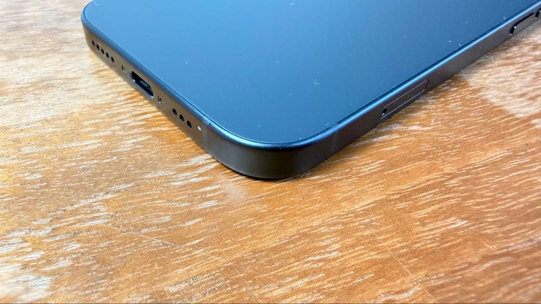 Apple iPhone 15 無印　256GB ブラック　SIMフリー