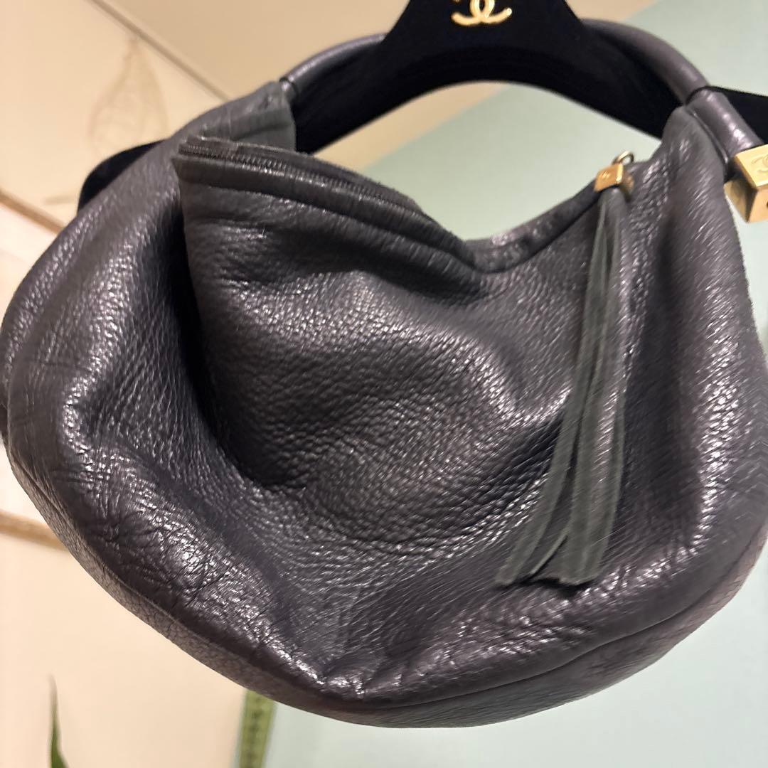 686 CHANEL正規品バック　ブラック　ワンショルダー　フリンジ　レザー