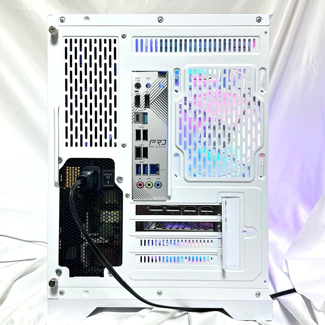 【新品】　ゲーミングPC RYZEN7 9700X RX7800XT ワイルズ