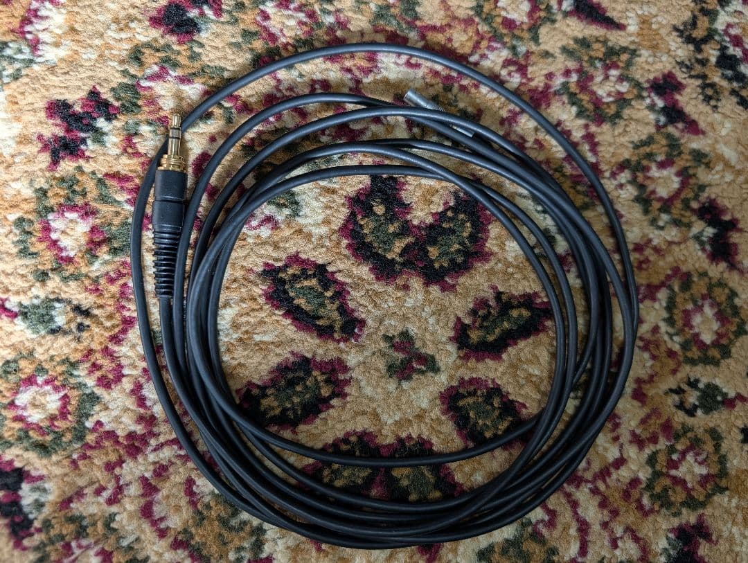 ヘッドホン AKG.K812