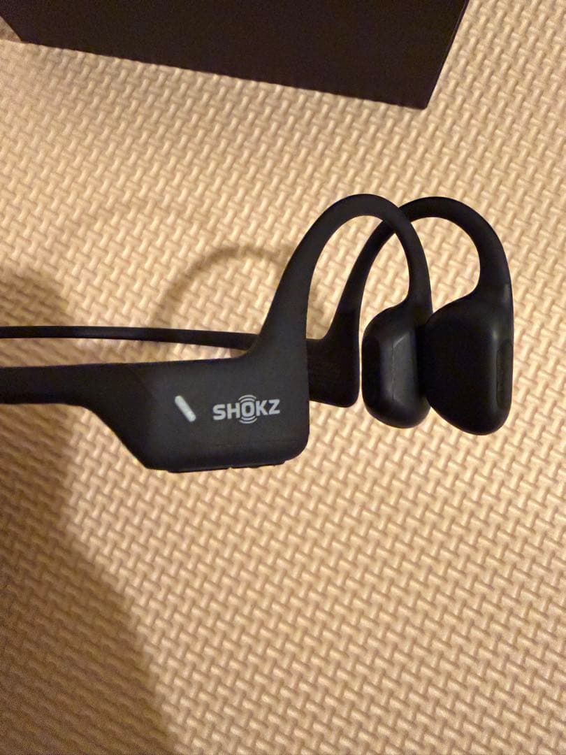 Shokz OpenRun Pro S810 充電ケーブル付き