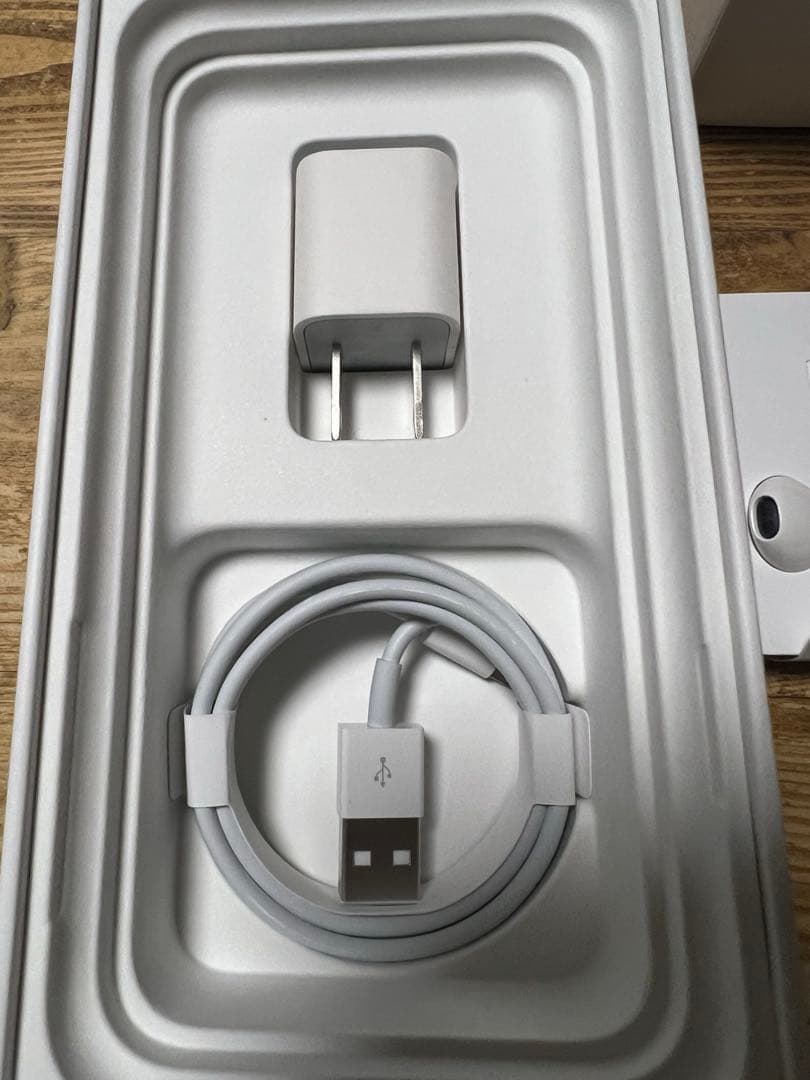 iPhone 11 ホワイト 128GB SIMフリー