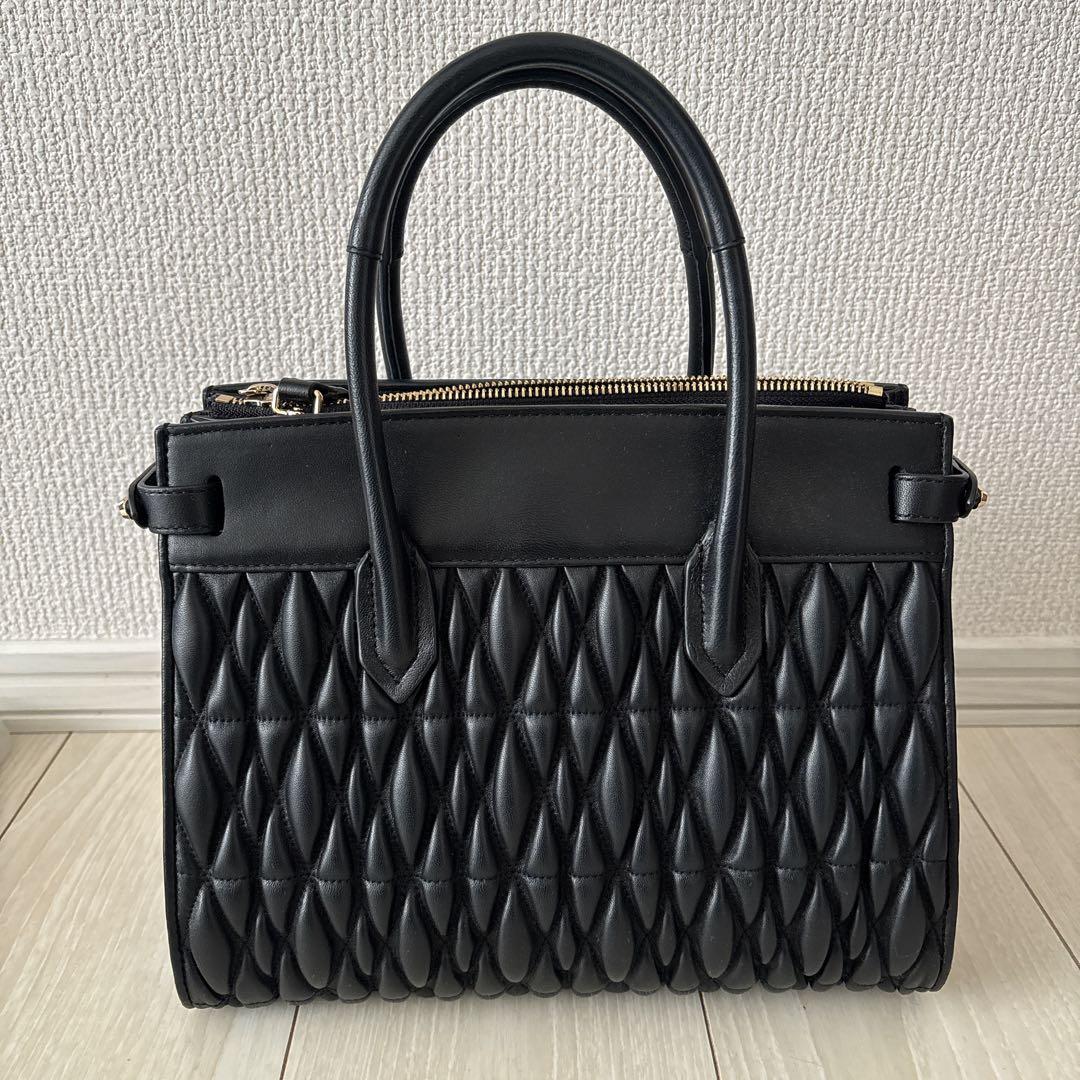 ※限定値下げ中※【FURLA】キルティング ハンドバッグ 黒