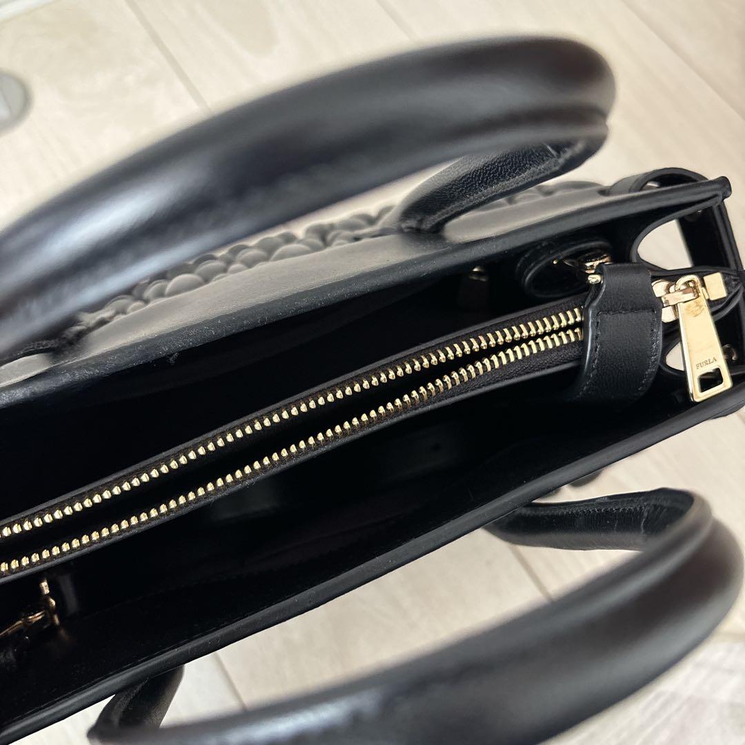 ※限定値下げ中※【FURLA】キルティング ハンドバッグ 黒
