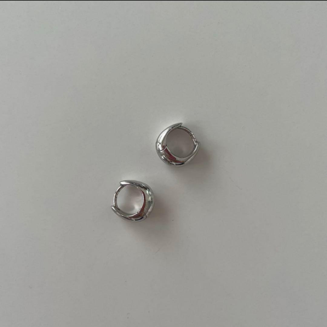 り*き様 Tomwood Ice Huggiesピアス(両耳用) Ice Hug