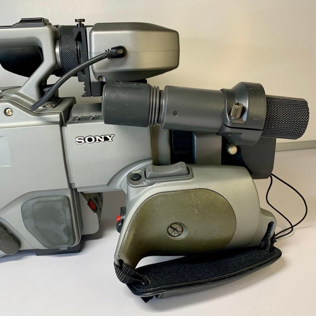 （ジャンク）SONY 3CCD 業務用ビデオカメラレコーダーDCRーVX9000