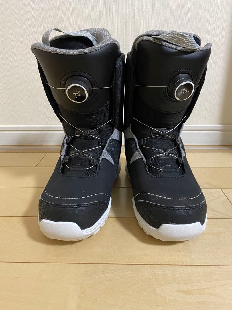 キスマーク　BOAシステム ブラック スノーボードブーツ　25.0cm ①
