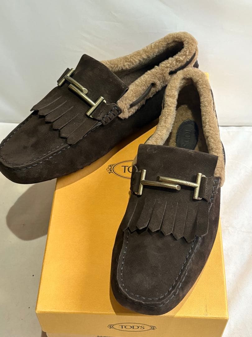フォロー割 新品 TOD'S トッズ ゴンミーニ ムートン ドライビングシューズ