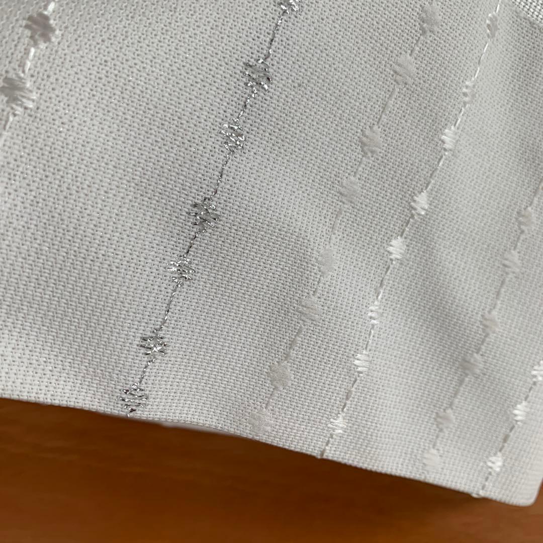 カーテンセット:遮光カーテン2枚＋レースカーテン2枚＋カーテンベルト+フック付き