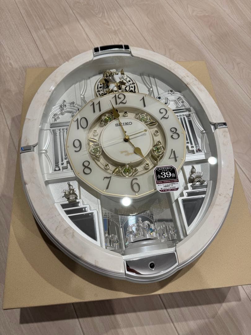 SEIKO 音楽機能付きオーバル掛時計 約39cm
