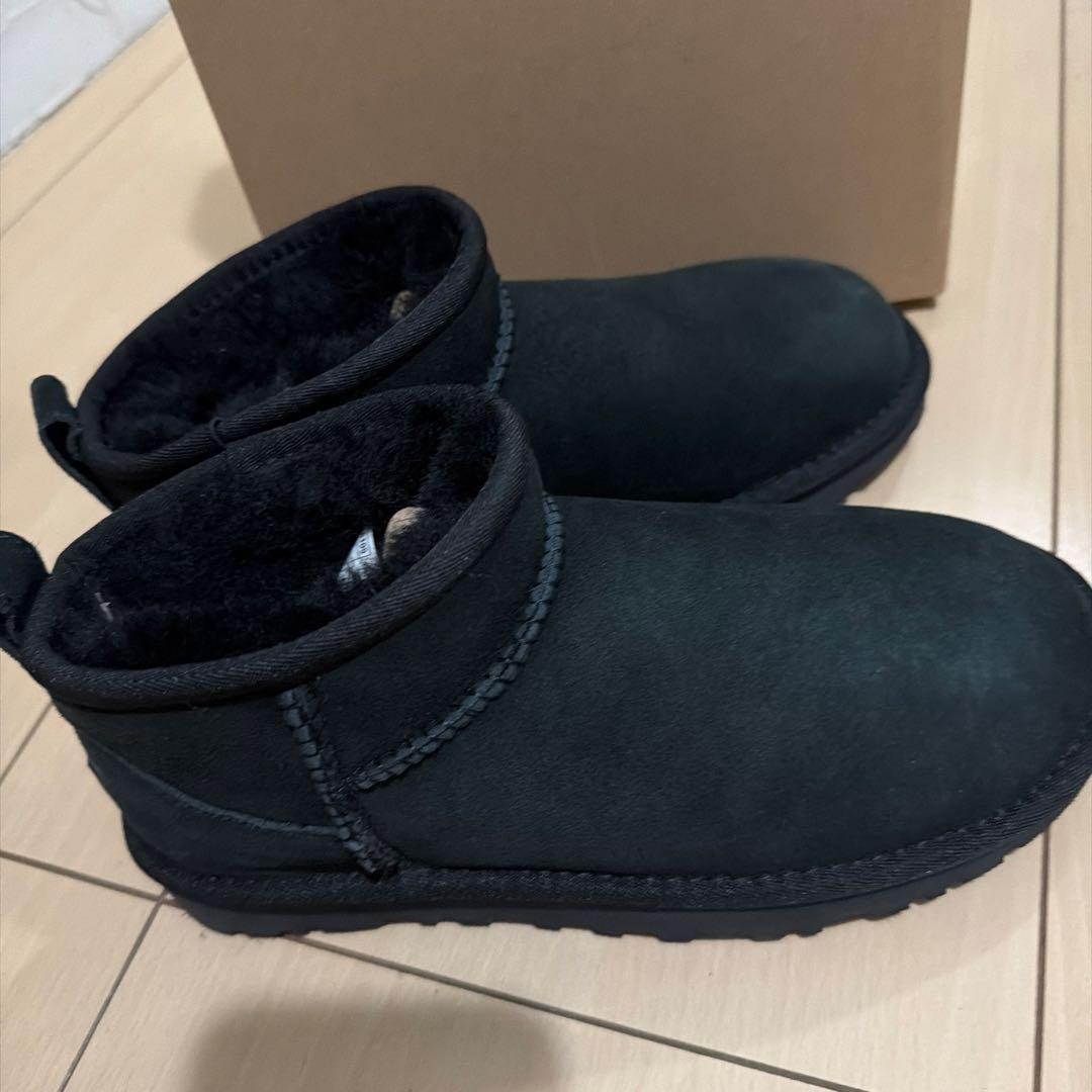 UGG Classic Ultra Mini ブーツ ブラック 6