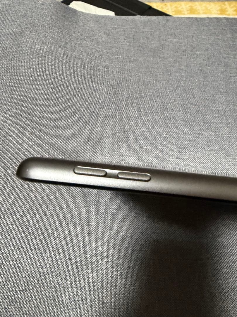 ipad 第7世代 32GB wifiモデル スペースグレイ