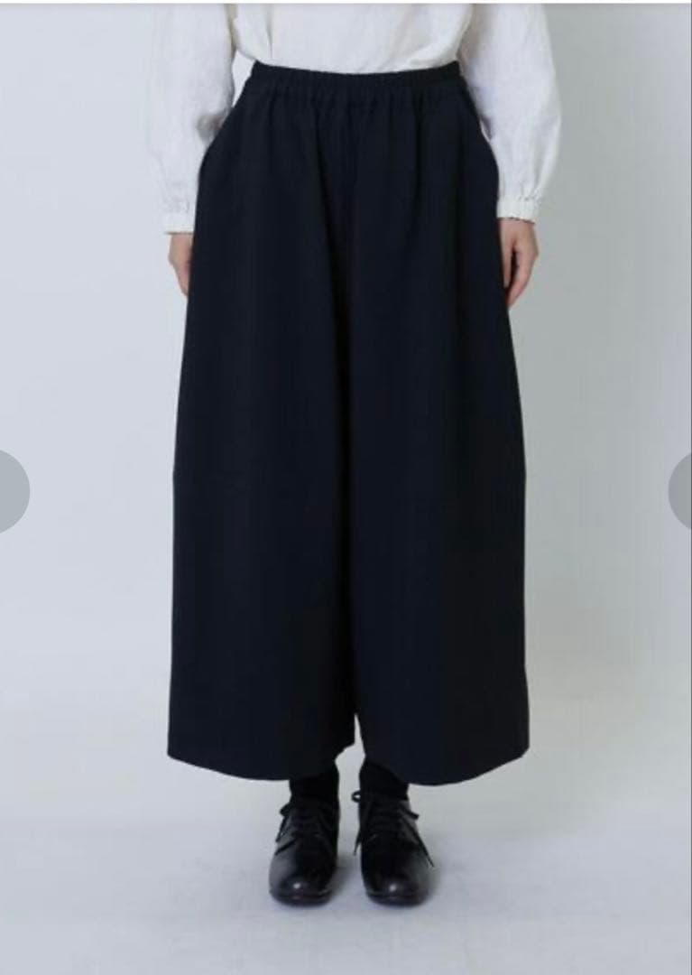 未使用 ロワズィール LOISIR ダブルクロスボトルシルエットパンツ