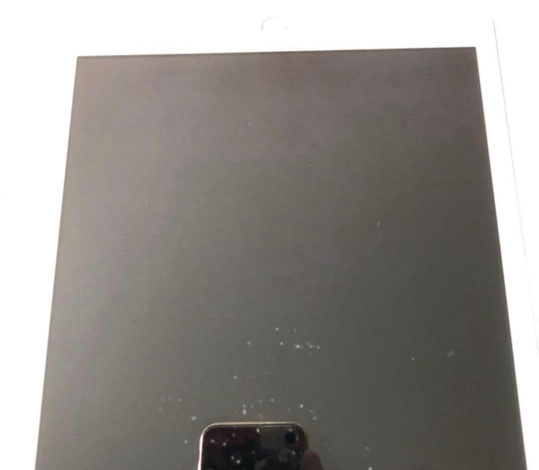 【1台限定】iPad 第7世代 32GB SIMフリー 【すぐ発送】 【付属品】