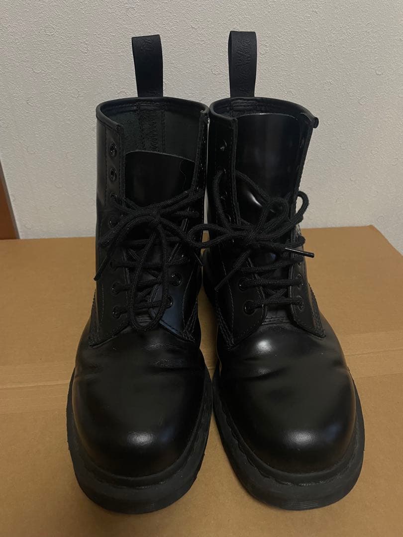 ドクターマーチン　1460 mono 8ホールブーツ