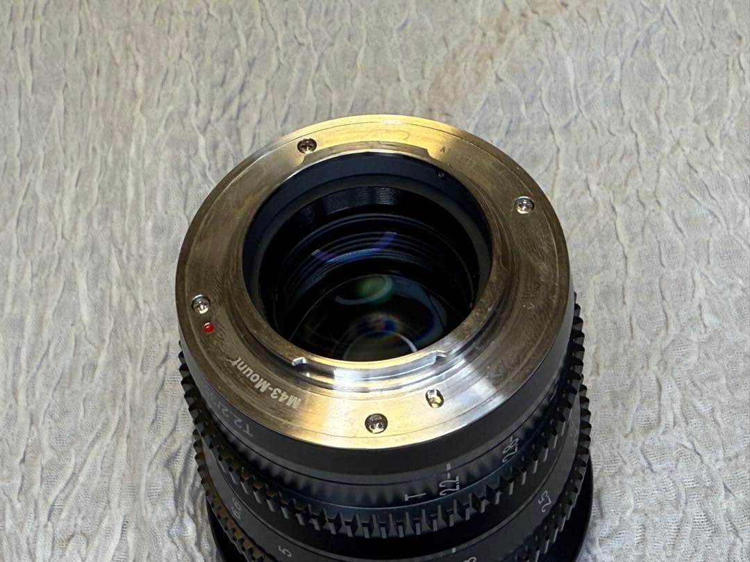 メル42402 　MEIKE シネレンズ12mm 25mm T/2.2