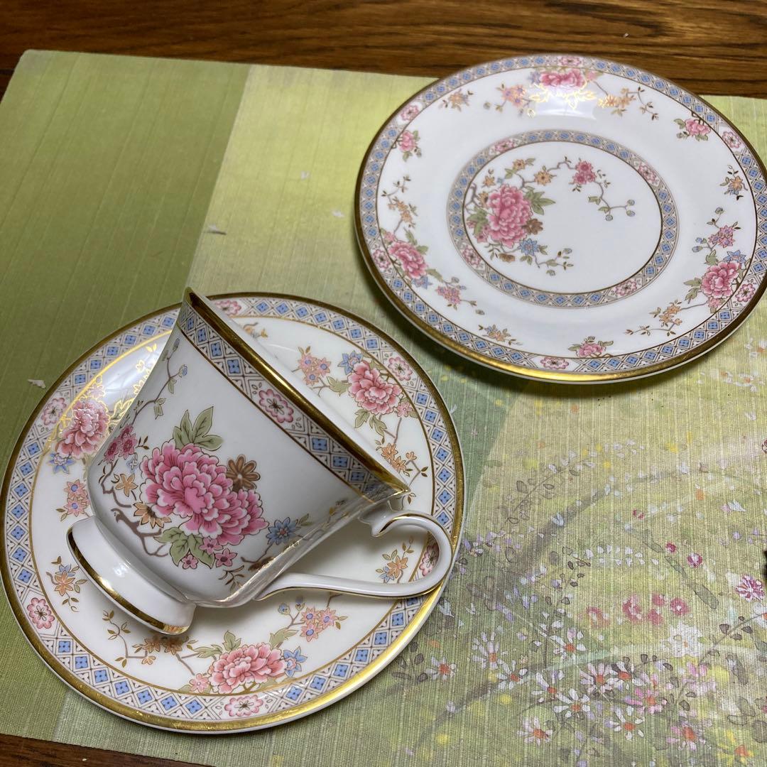 ロイヤルドルトン　カントン　トリオセット②