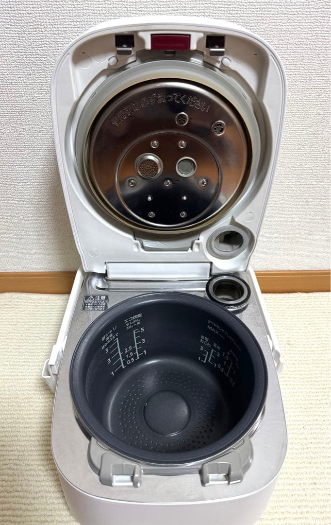 パナソニックSR-VSX109 スチーム&可変圧力IH炊飯器 2019年製