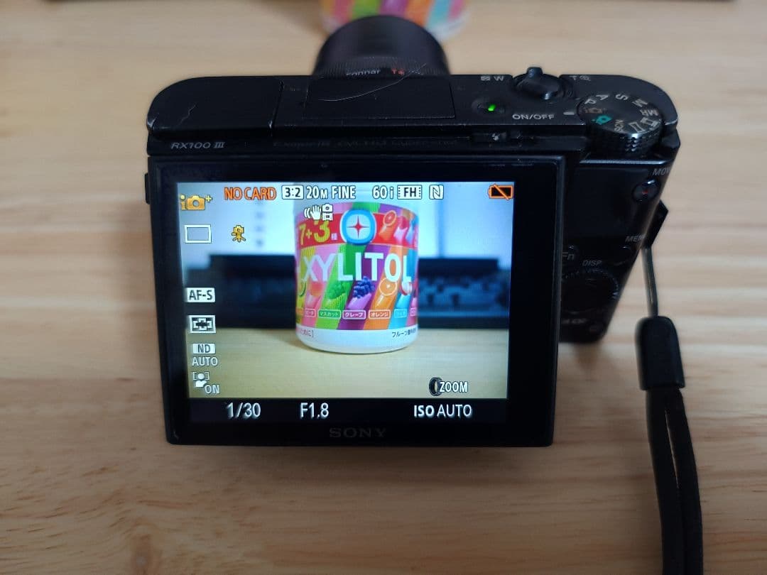 SONY DSC-RX100M3 デジカメ【動作問題なし・外観悪い】