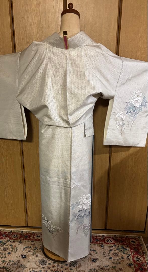 先染め　白大島　カタス式 染め柄付下げ　フェミニン♪ きもののやまと謹製