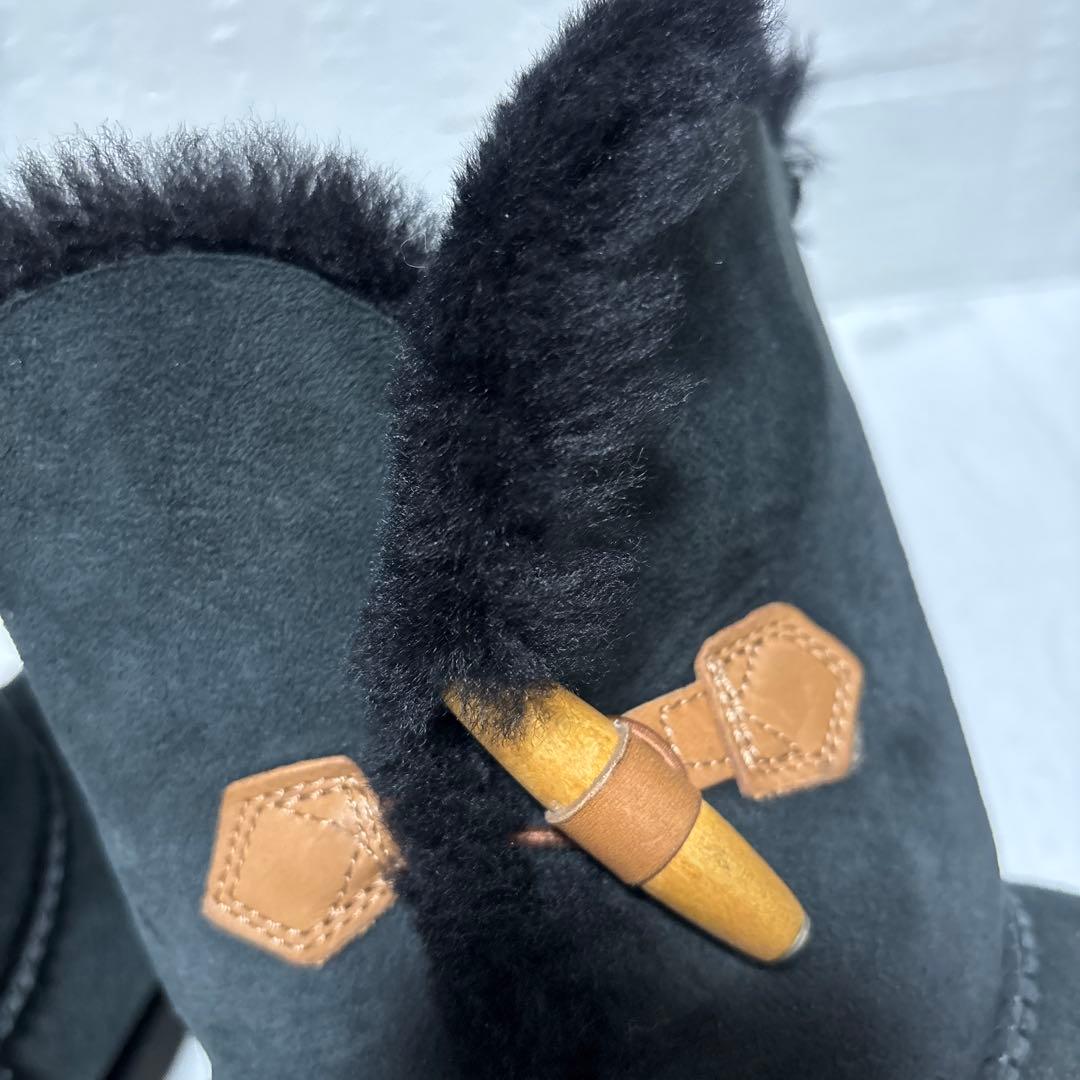 美品　UGG ムートンブーツ