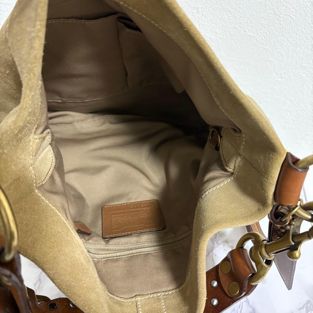 バッグ Coach Fringe Duffle Medium Hobo Bag