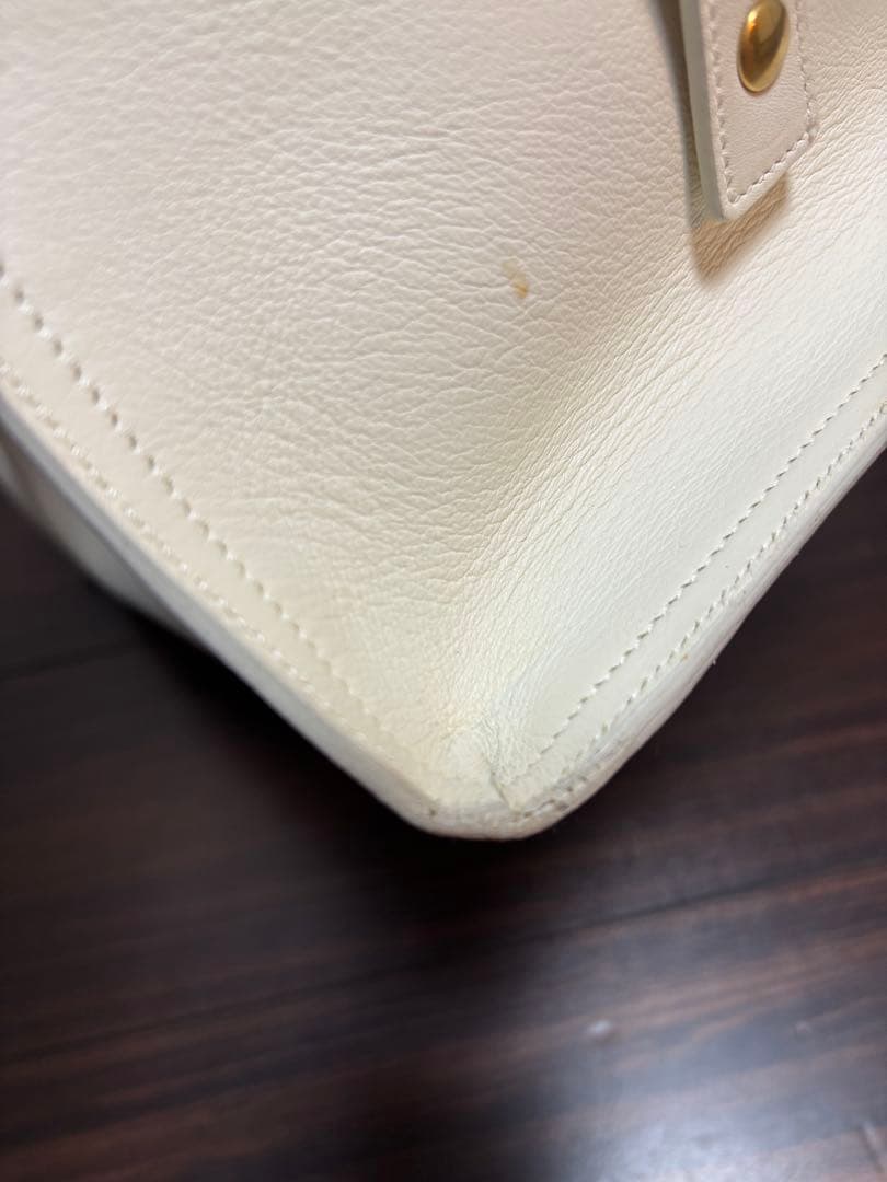 【YVES SAINT LAURENT】 クラシック Yライン カバス