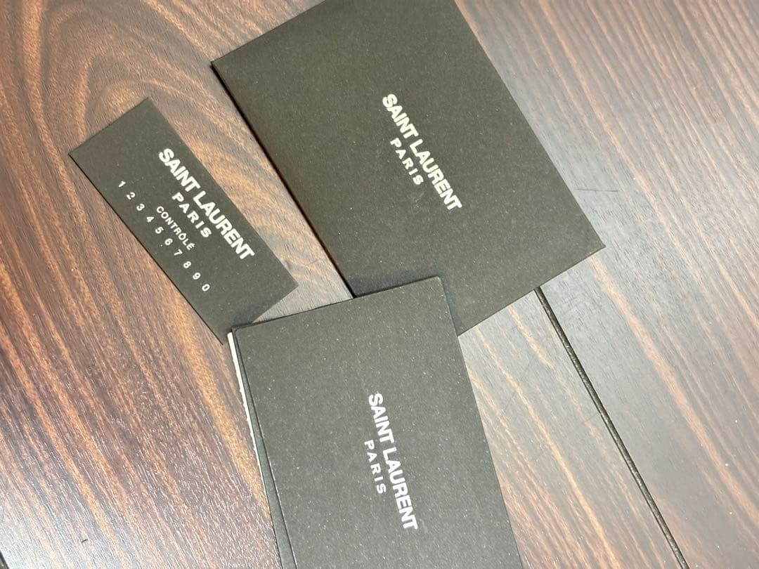 【YVES SAINT LAURENT】 クラシック Yライン カバス