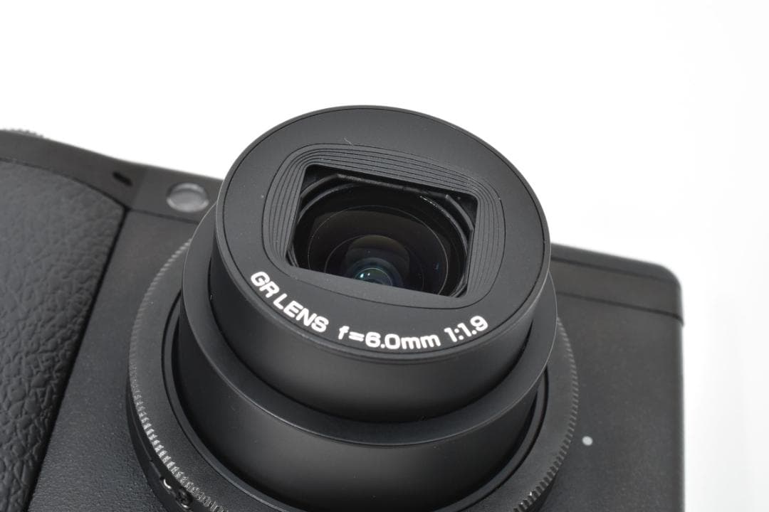 ■ 美品 ■《S数 70回》リコー　RICOH GR DIGITAL III