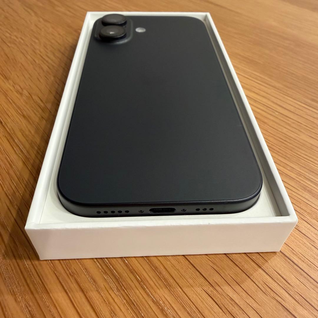 iPhone 16 256GB ブラック SIMフリー eSIM専用 本体