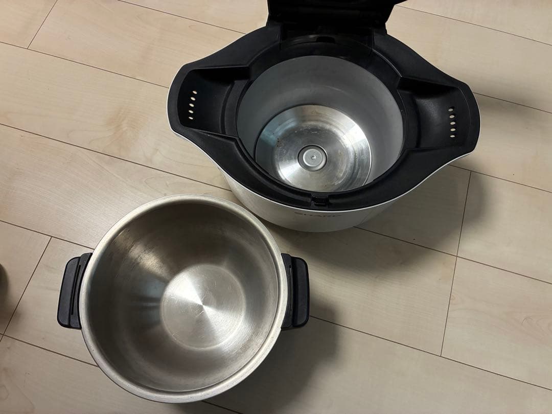 SHARP ヘルシオ ホットクック 2.4L KN-HW24E