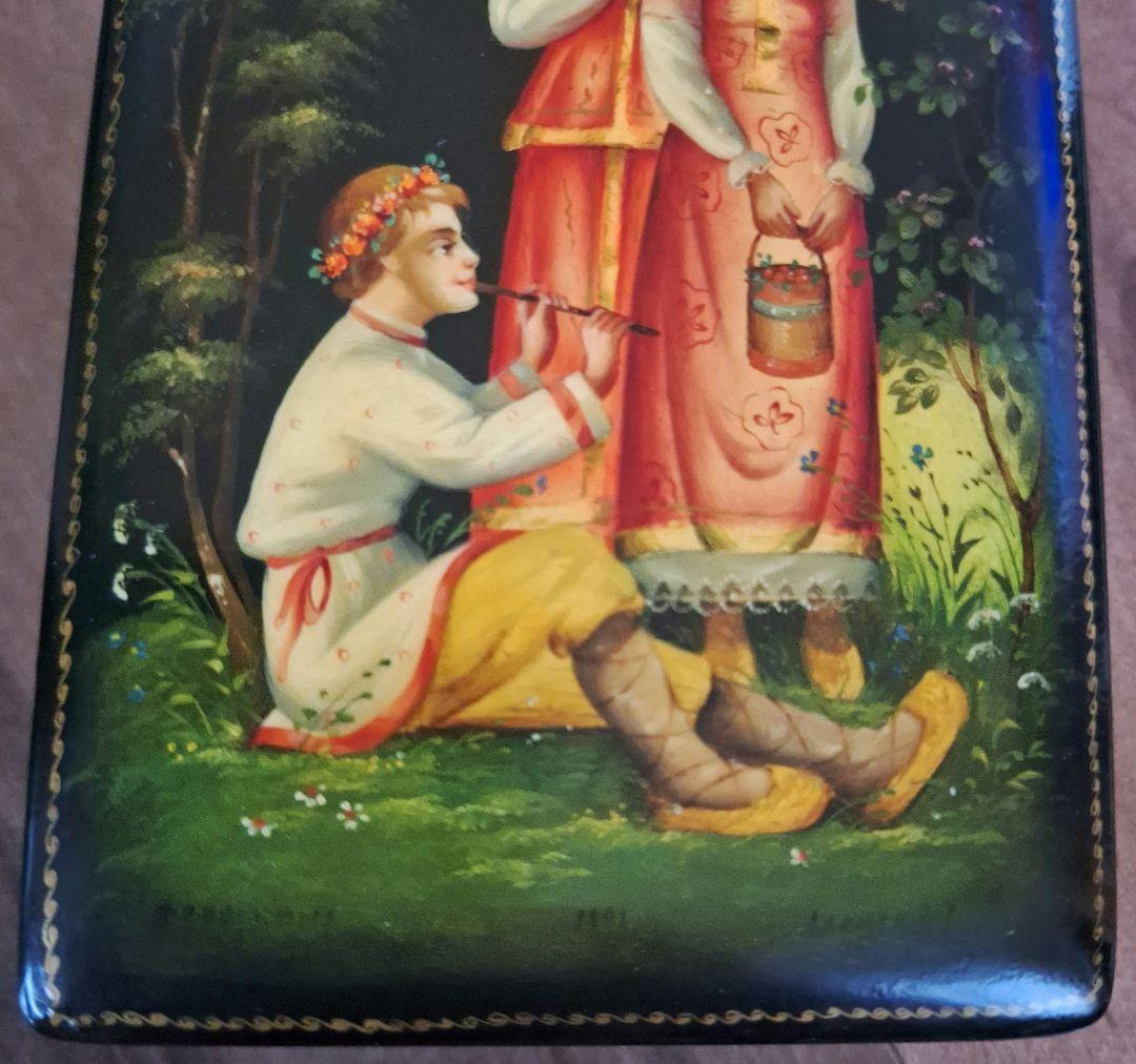 パレフ (ロシアの細密画を施した小箱)　大