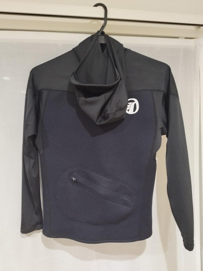 リンコン　フード付き長袖ラッシュガード　1ｍｍ