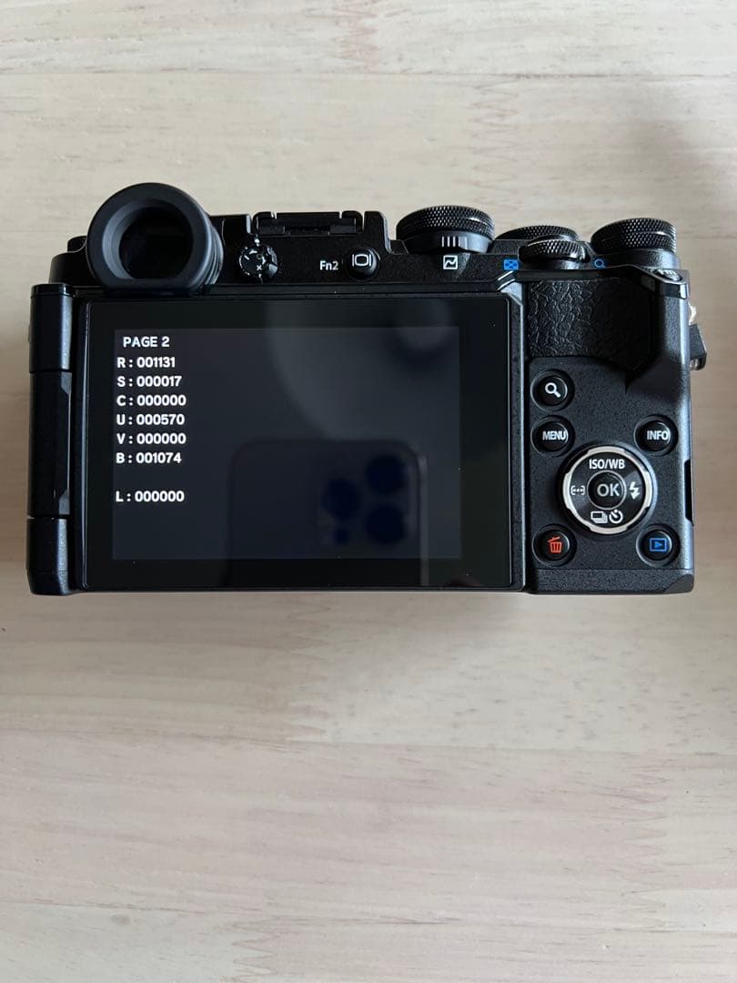 「オリンパス渾身の」レンジファインダ一眼PEN-F ミラーレス一セット