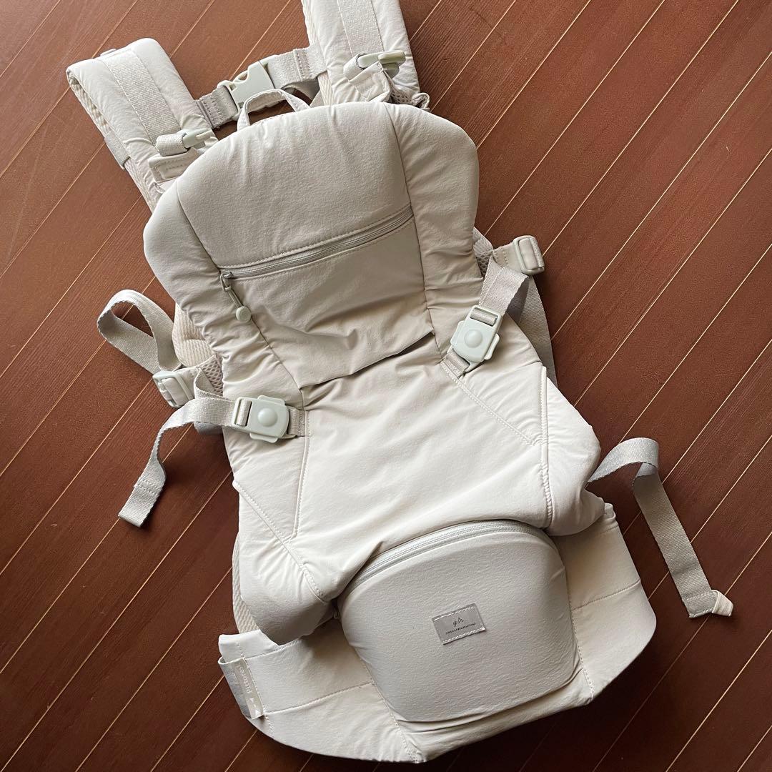 【美品】UNITED ARROWSピトレスク抱っこ細 アイボリー