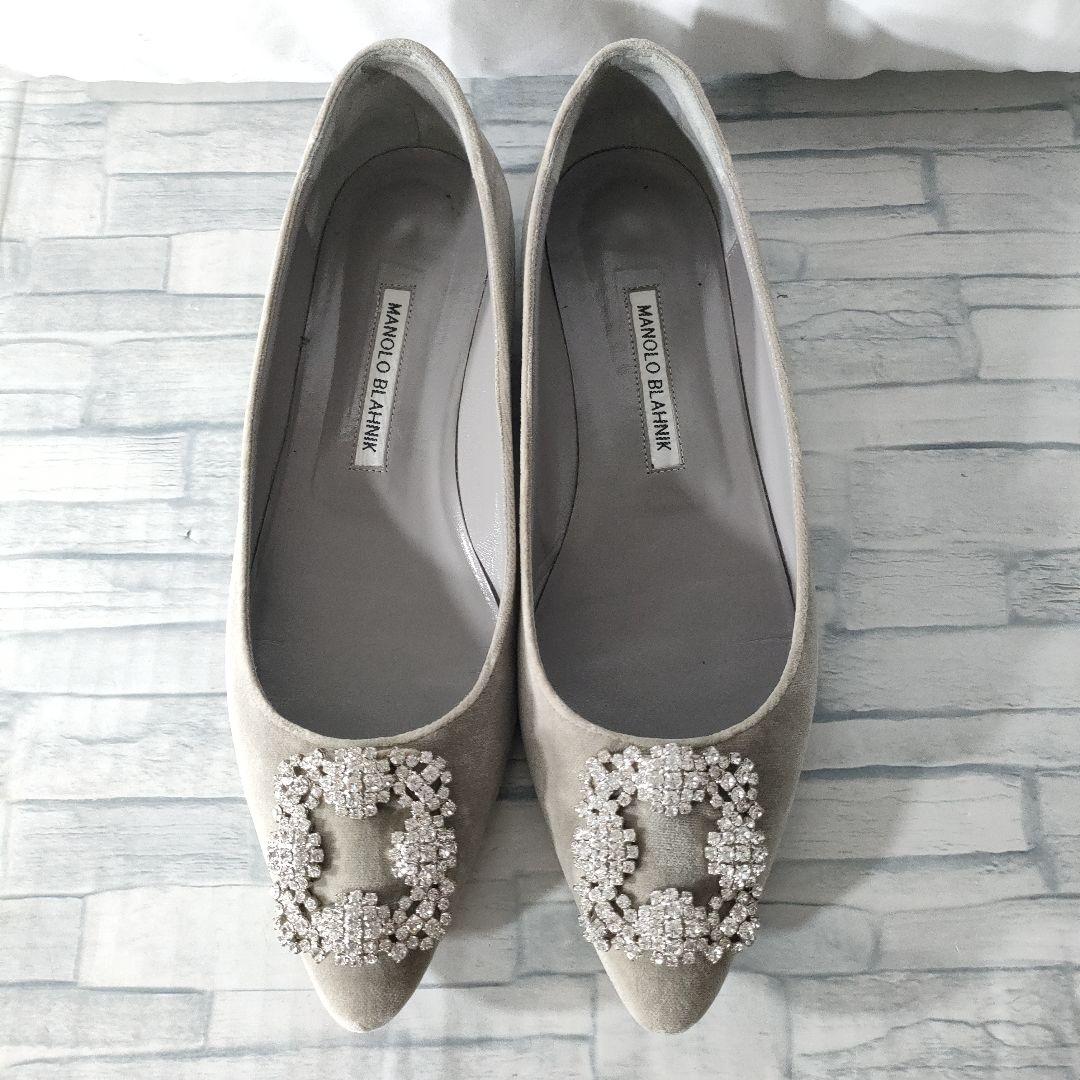 保存袋付き✨マノロブラニク　ハンギシ　ベロア　グレー×シルバー　39