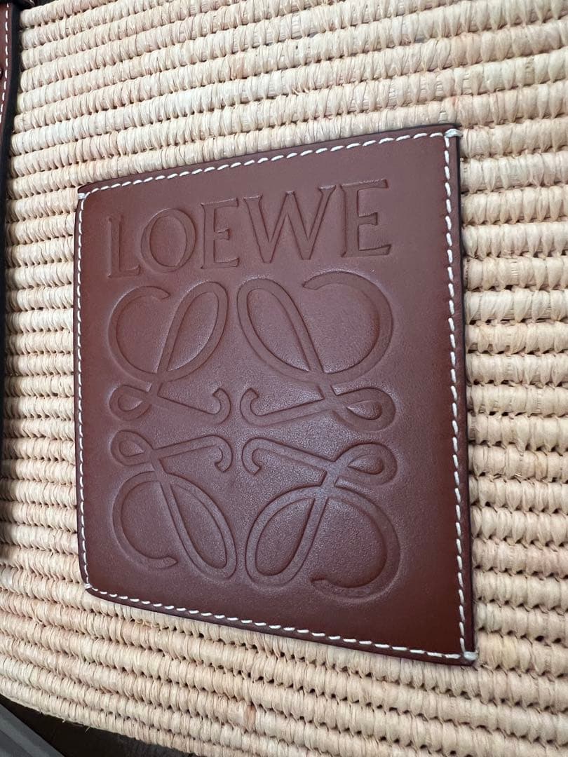 美品　LOEWE かごバック　スクエア