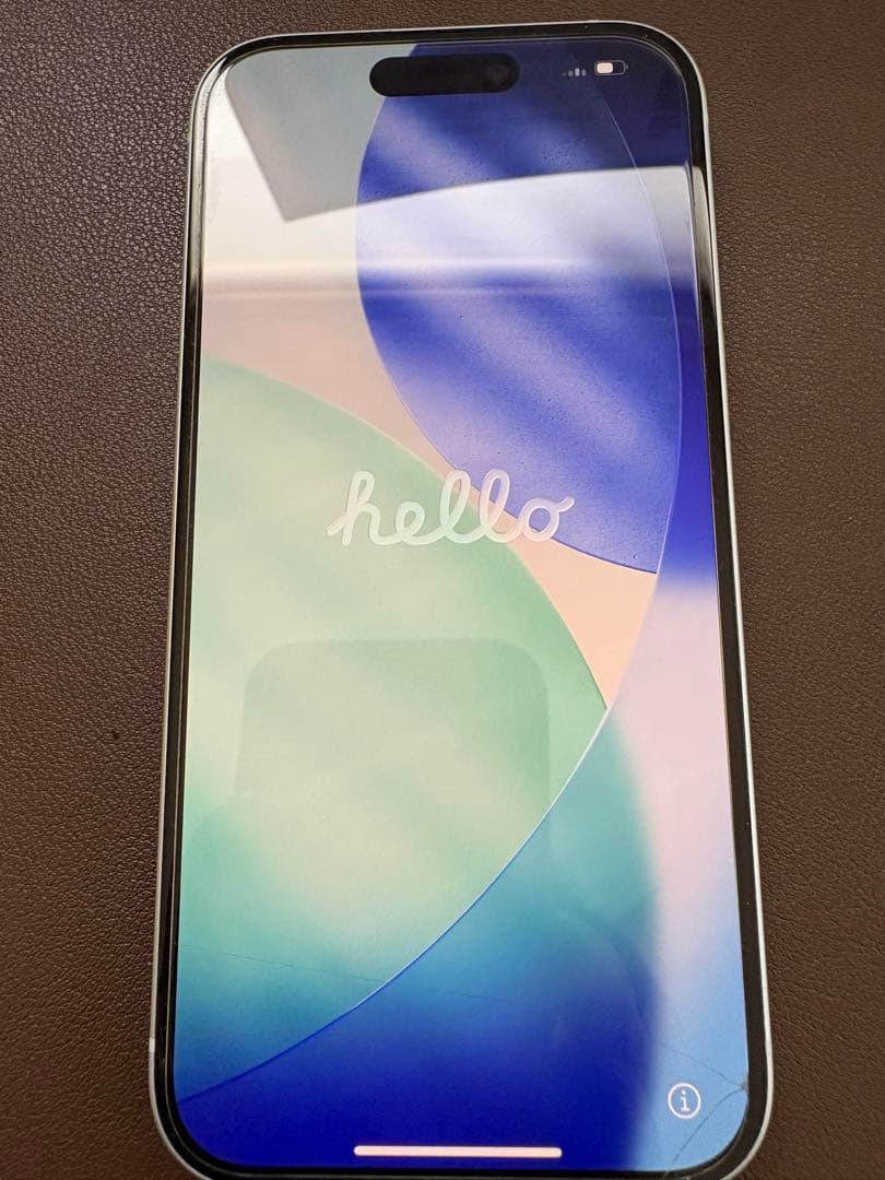 【美品】Apple iPhone15 128GB ホワイト ケース付き