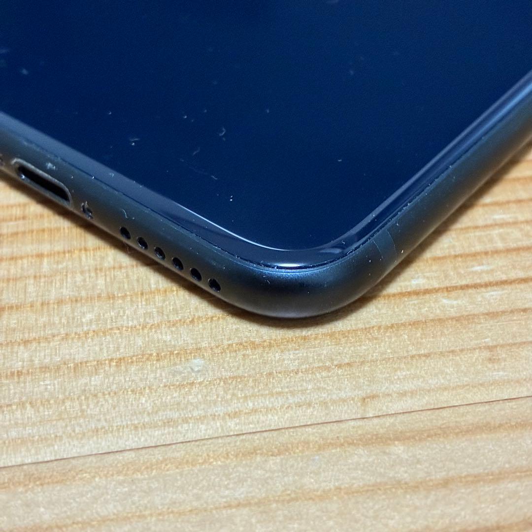 バッテリー新品　iPhoneSE第3世代64GB SIMフリー yy17700c