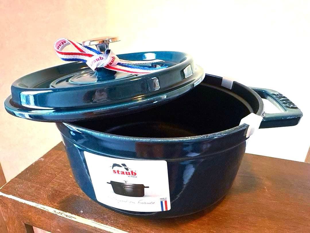 ストウブＳＴＡＵＢ限定色ラメールココットラウンド正規１８ｃｍ新品未使用生涯保証付