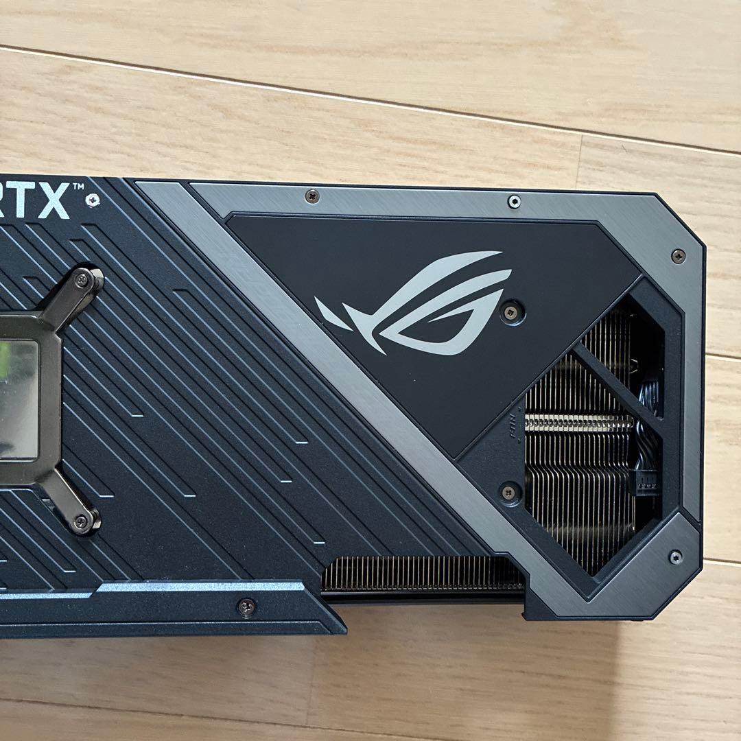 ASUS ROG RTX 3090 ヒートシンク　ファン　バックプレート　LED