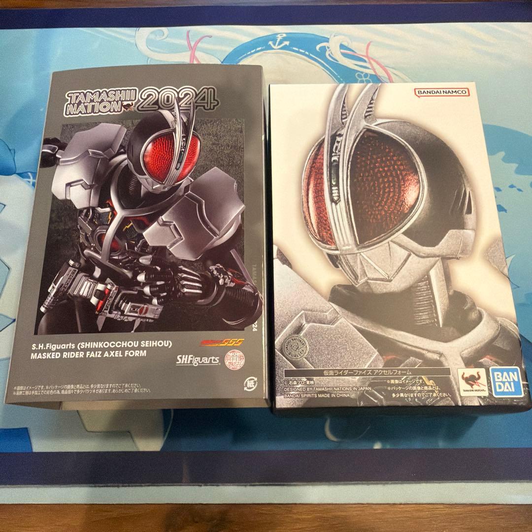 S.H.Figuarts 真骨彫製法 仮面ライダー555 アクセルフォーム