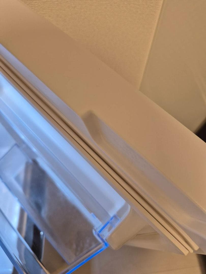 【送料込み】一人暮らし　小型　冷蔵庫135L＊やや美品＊