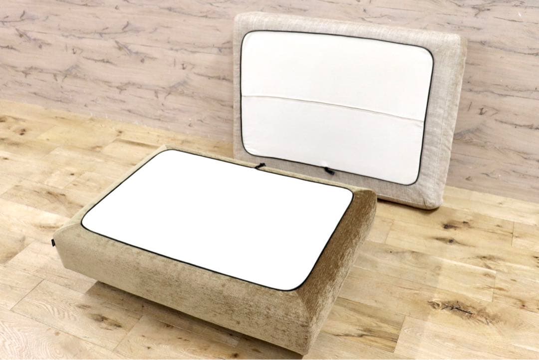 GMHH376○domani / ドマーニ カリモク最高峰 オットマン スツール