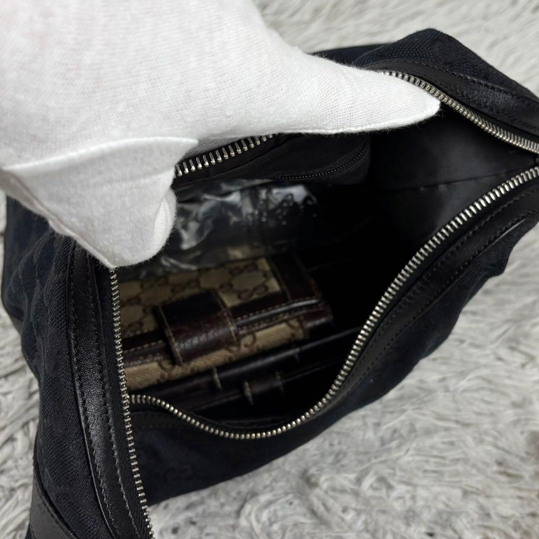 美品 GUCCI キャンバス レザー ワンショルダーバッグ GG 肩掛け 黒