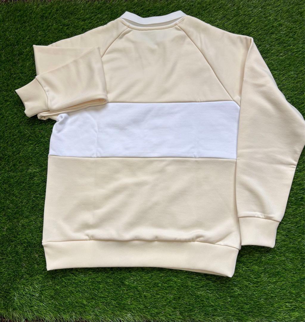 V12 の人気モデル、V122320‑SW02 DG TEACH CREW