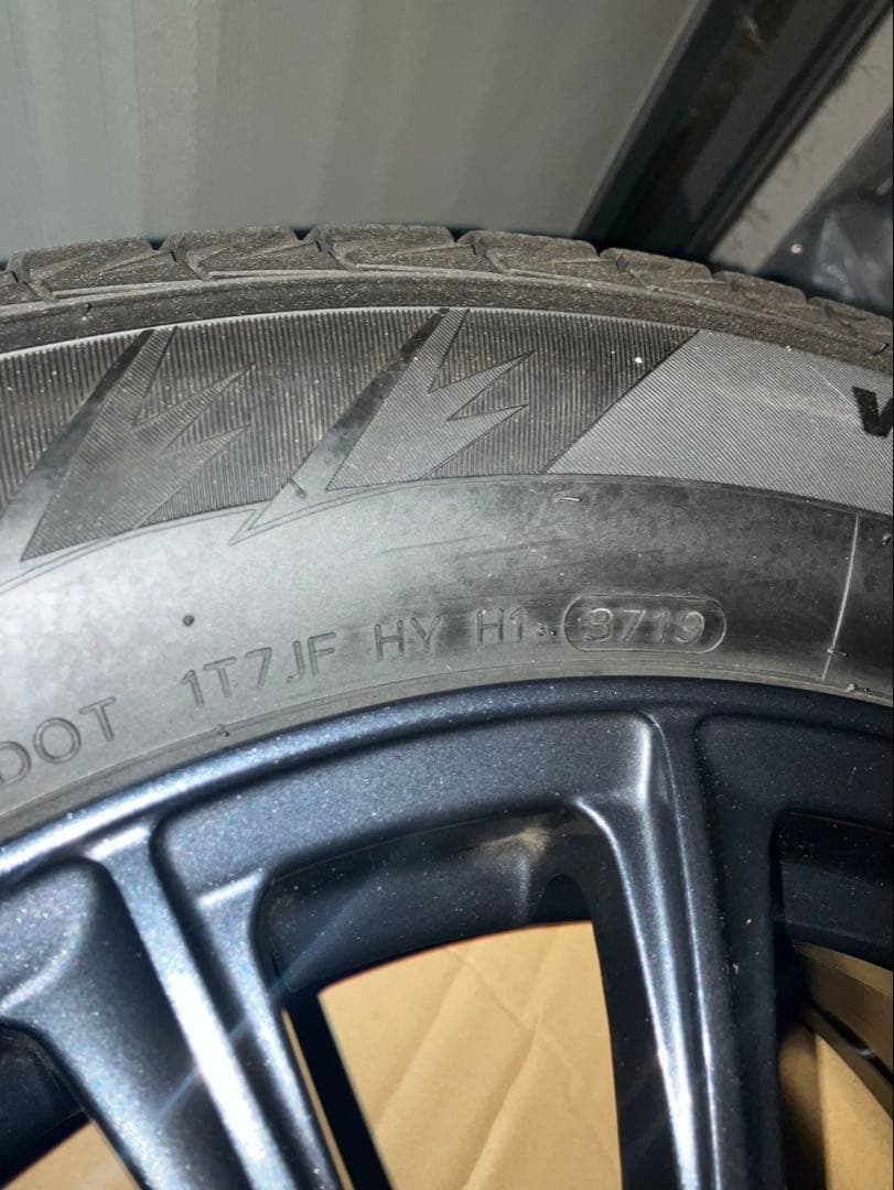 け*い様 [美品] 225/60R17 タイヤホイールセット Hankook ス