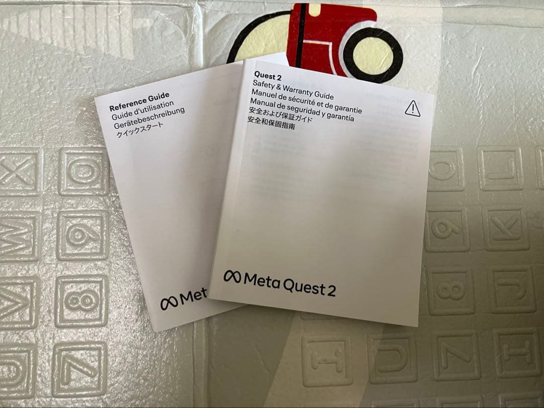  Quest 2 VRヘッドセット　※ケーブル欠品